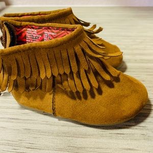 Toddler Moccasin-like Boots